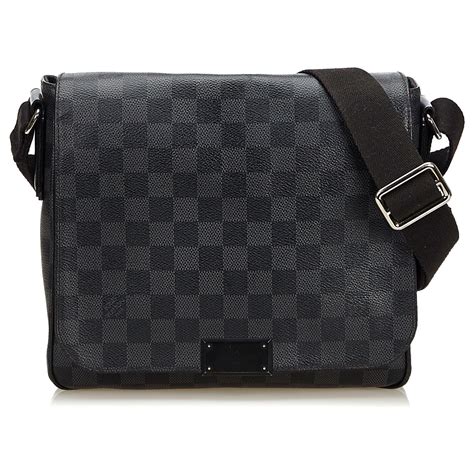 sacoche louis vuitton noir et gris|sacoche Louis Vuitton homme.